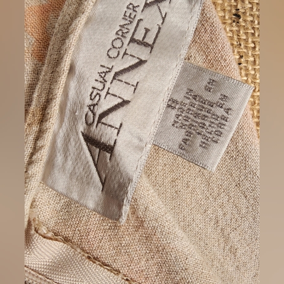 💥SALE💥FINAL DISCOUNT!!Casual Corner Annex Linen Blend Floral Dress. Size 8 - Picture 4 of 6